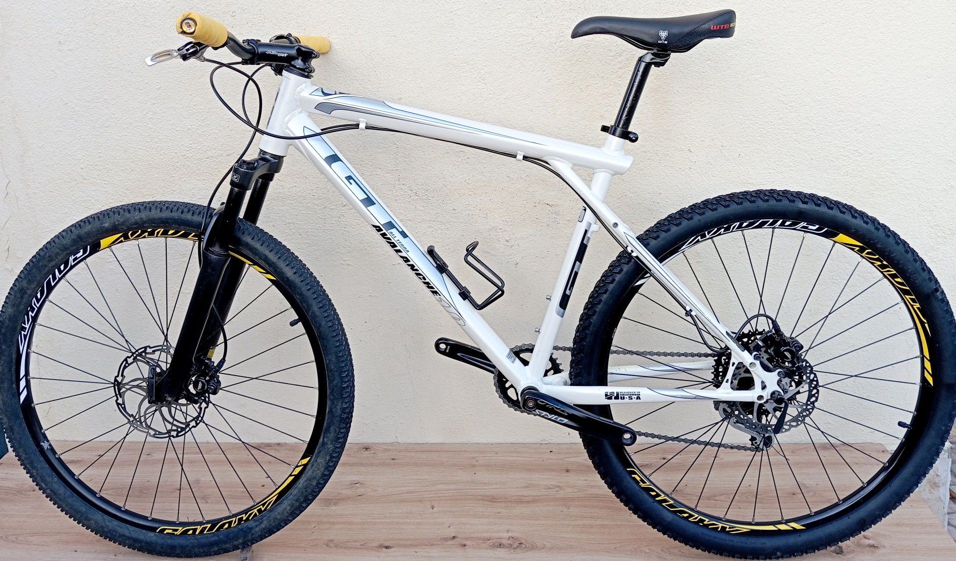 JF-Bikes GT Avalanche 1.0 Roda 27,5 L