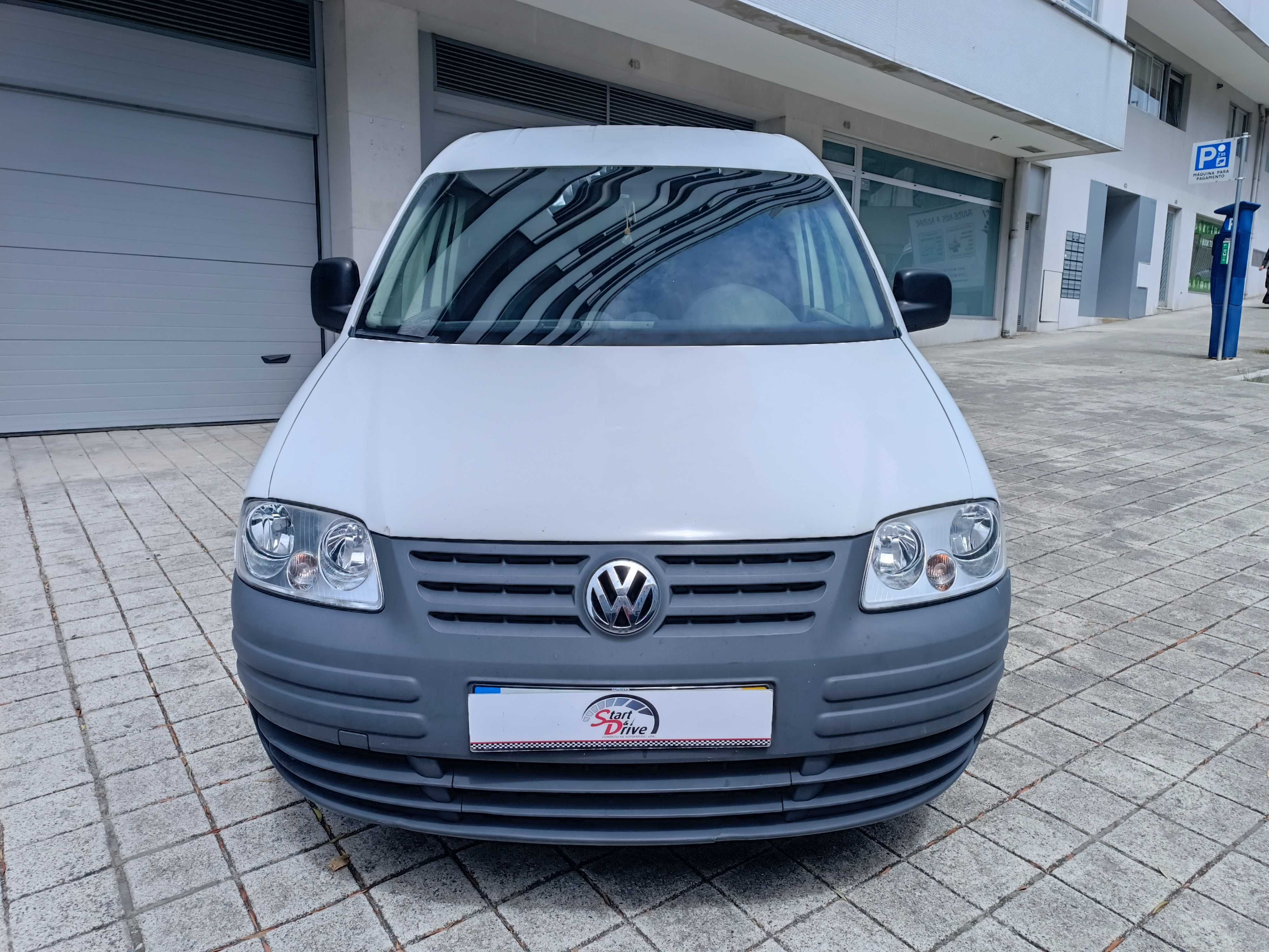 VW CADDY 2.0 SDI DE 2004 atmosférica 3000€