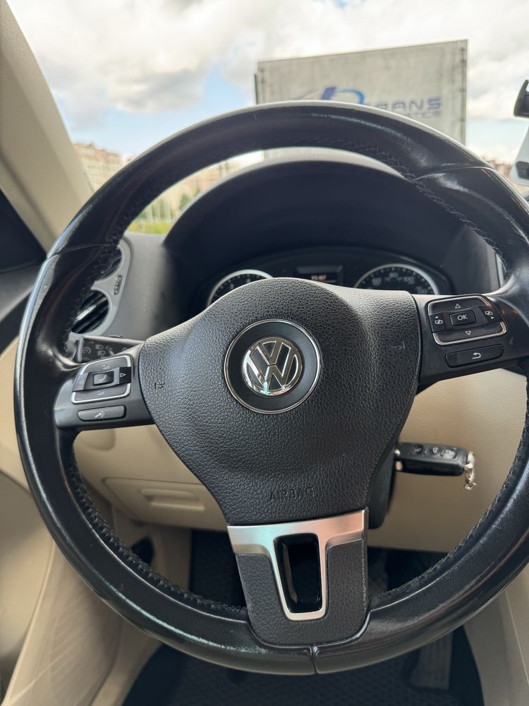 Продам Volkswagen Tiguan