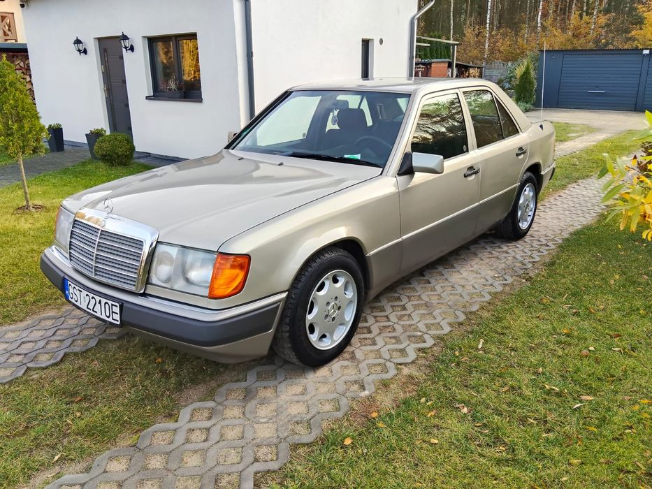 Mercedes-Benz W124