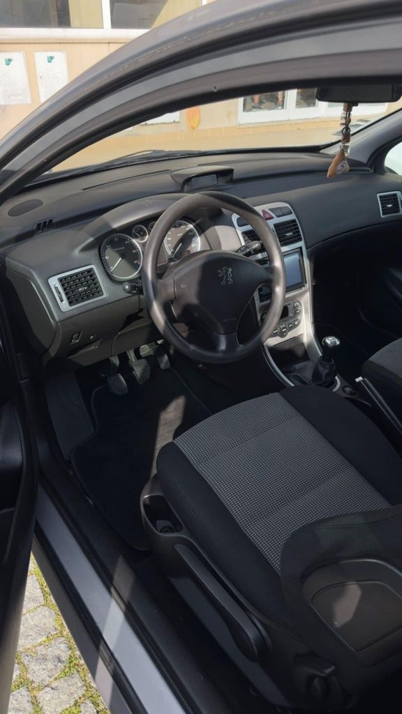 Peugeot 307 1.4hdi 2 lugares com ac 2004