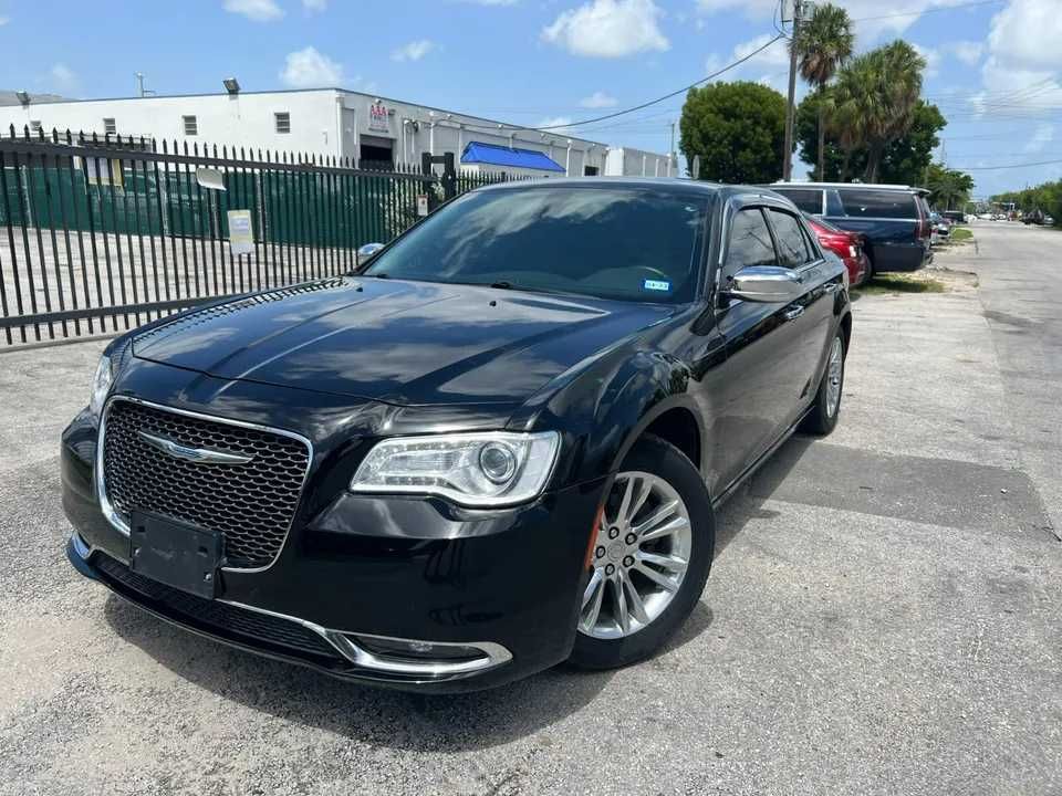 2017 Chrysler 300 Series
