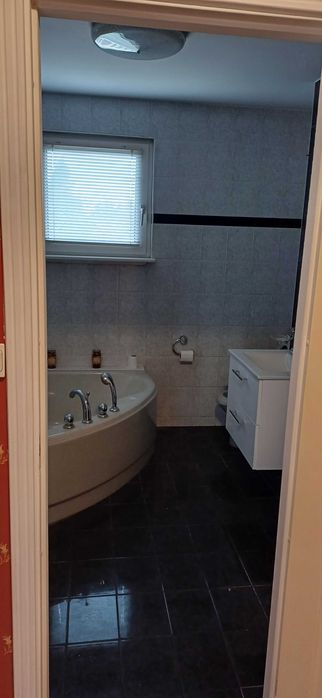 Wynajmę dom 193m2  + warsztat 250m2,działka 1233m2 na Smochowicach