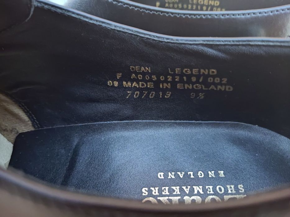 Чоловічі чорні туфлі Loake, модель single monk, броговані