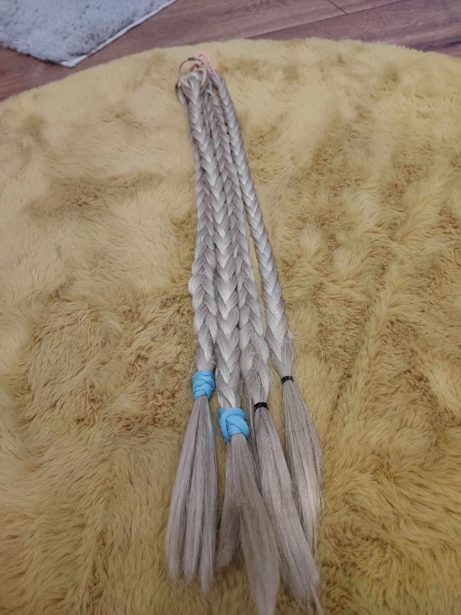 Warkocze na gumce 70 cm