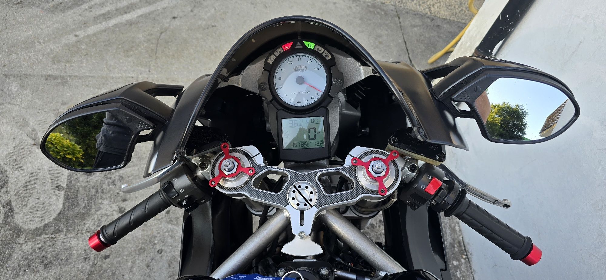 Ducati 749s dark edition