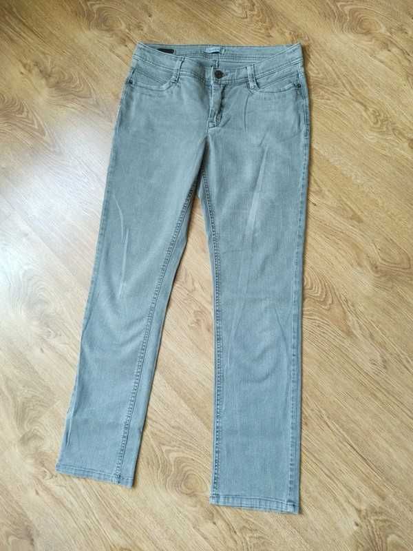 Jeansowe spodnie r. M/38
