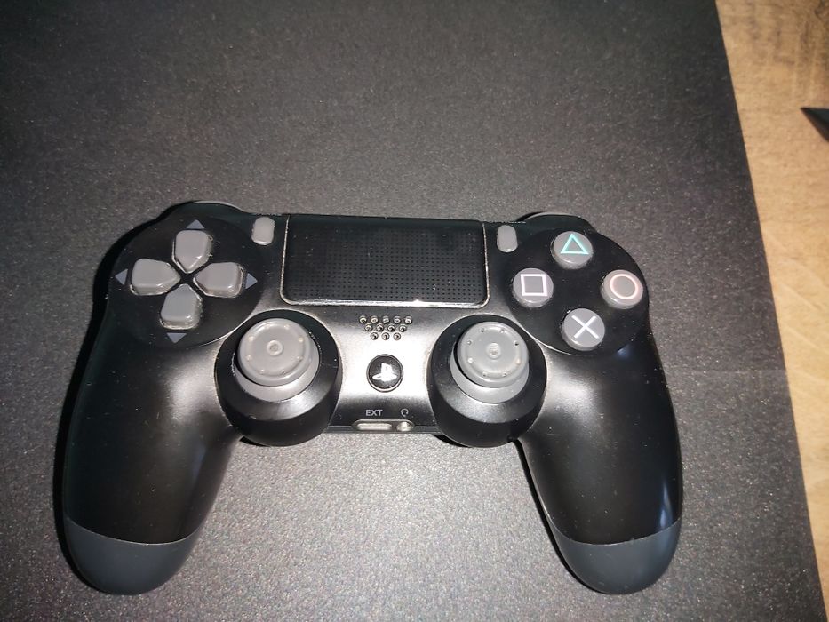 Приставка PS 4 слім