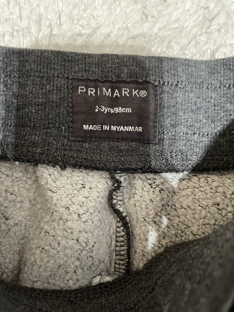 Spodnie dresowe chłopięce Primark 98