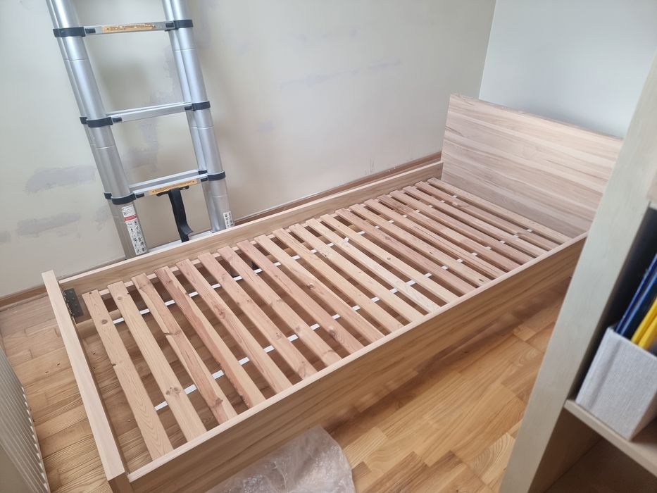 Łóżko jednoosobowe 95×205 z materacem