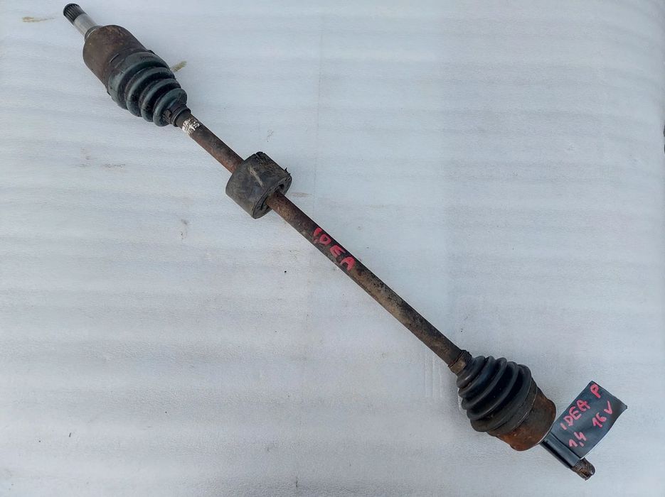 Półoś prawa Fiat Idea 1,4 16V