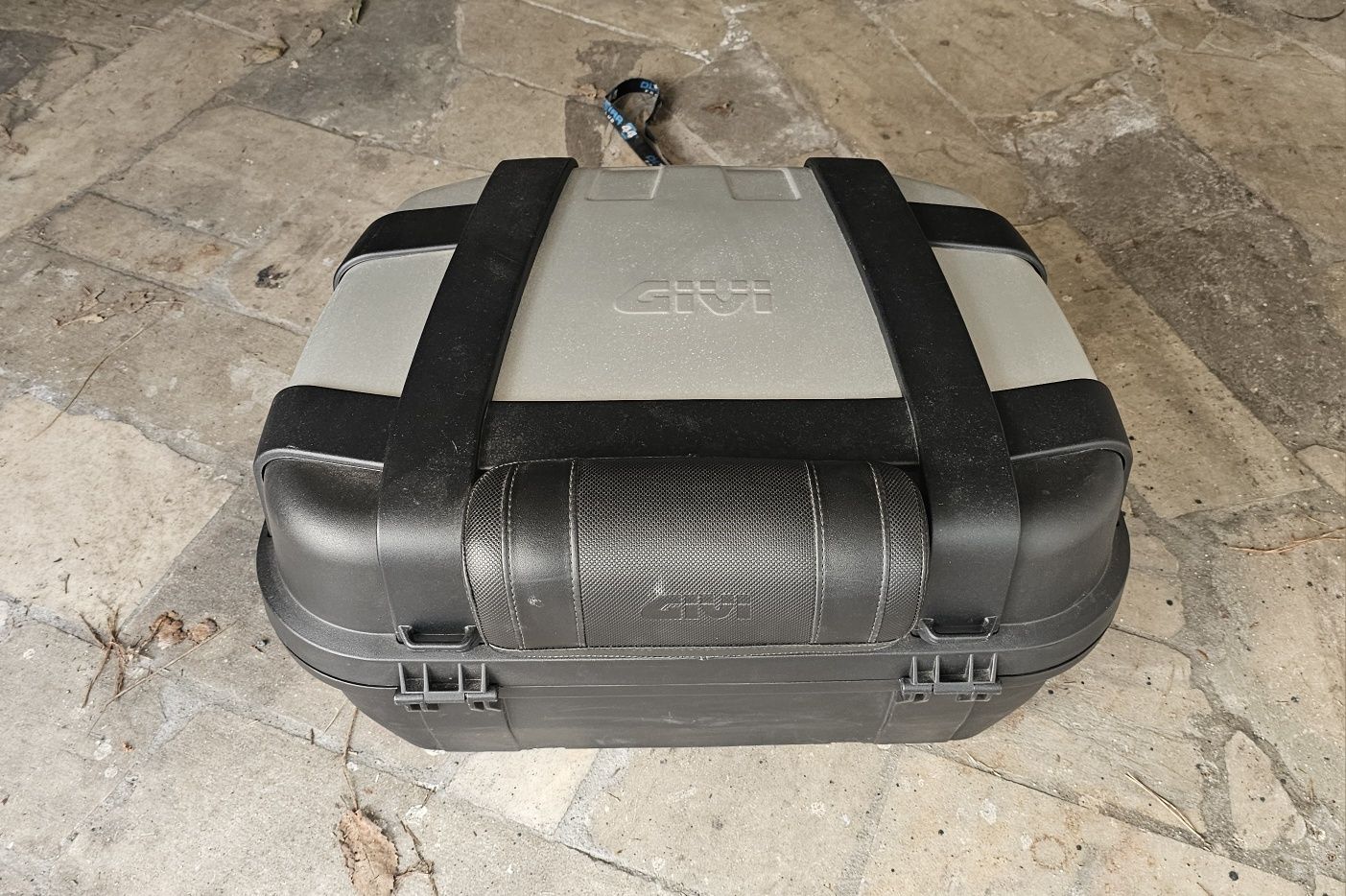 Top case Givi TRK52N e base para Honda Crosstourer