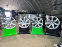 Оригінальні диски Volvo R17 5x108 титани 8J ET42 DIA63.4 CE2