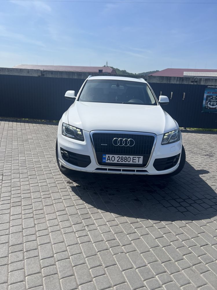 Ауді Q5 2.0 tdi 2009р.