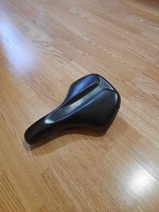 Силіконове сідло для велосипеда  Salle royal