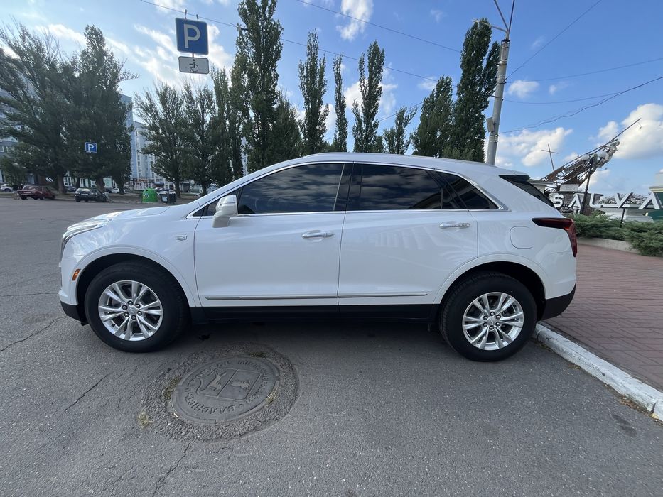 Продам Cadillac XT5
