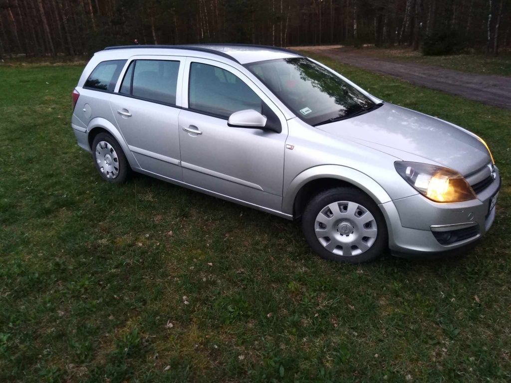 Zadbany Opel Astra H