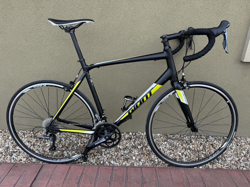 Giant Contend 3 L Shimano Claris