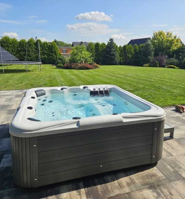 Jacuzzi Jakuzzi Spa Basen zimowy z USA Bania balia Zadbana Po serwisie