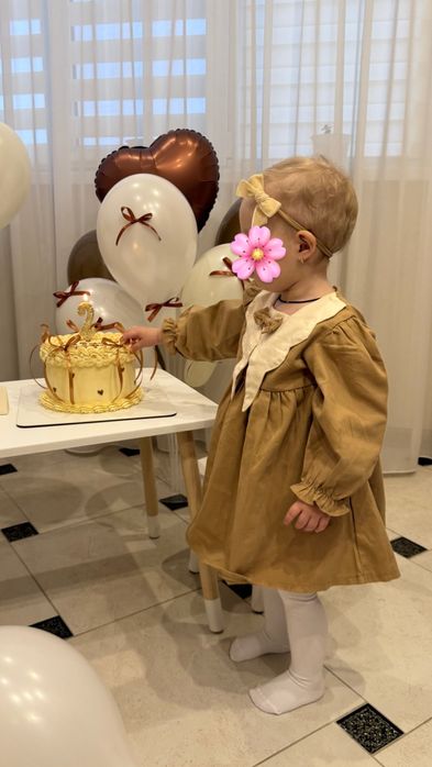 Сукня на дівчинку