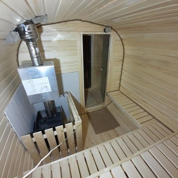 Квадро-Баня топка с улицы 6 м двери внутри стеклянные, лавочки.