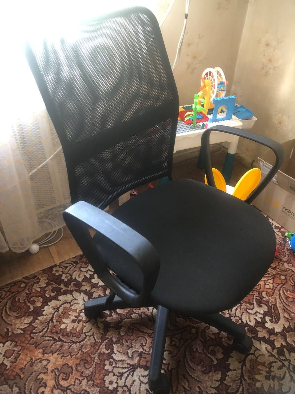 Компьютерное кресло