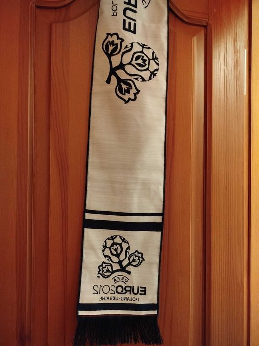 Шарф Евро 2012 г., салфетка вышитая