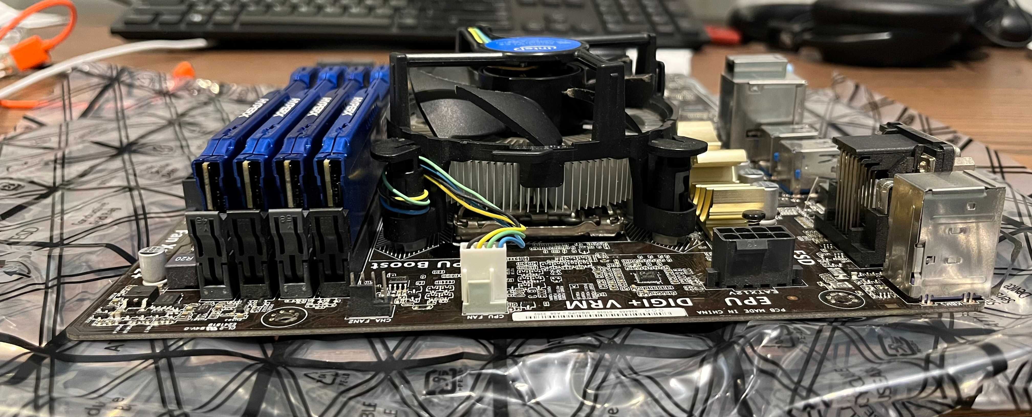 Intel Core i5-4590 3.3GHz / Asus Z97-P / HyperX DDR3 16GB 1600 CL10