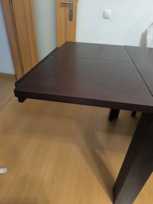 Conjunto de Sala - Mesa e 6 cadeiras