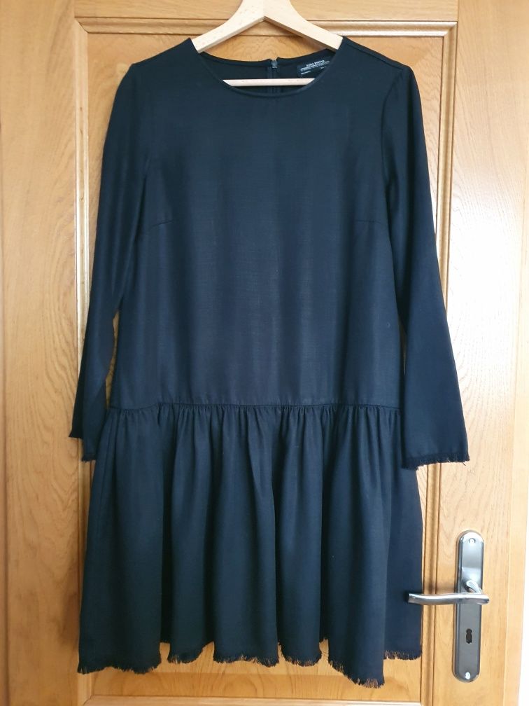 Czarna sukienka Zara rozmiar M