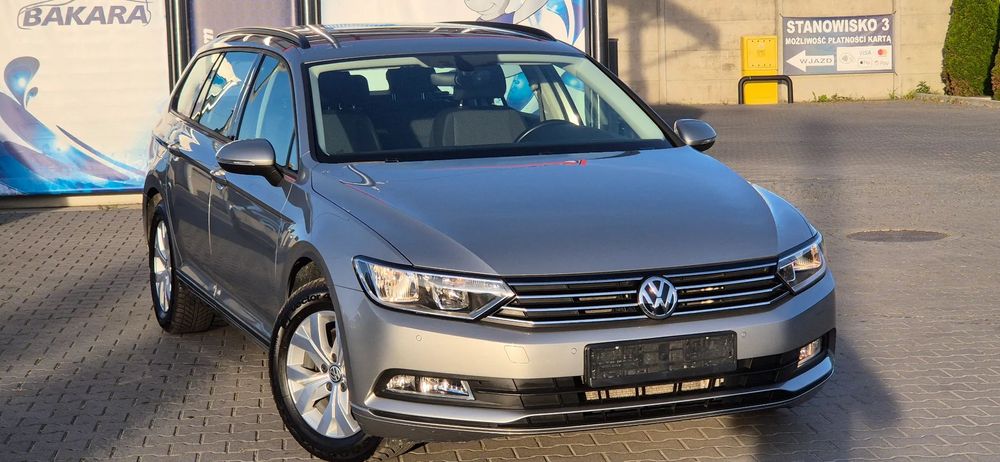 Volkswagen Passat 100tys KM Bogata Opcja Stan Wzorowy