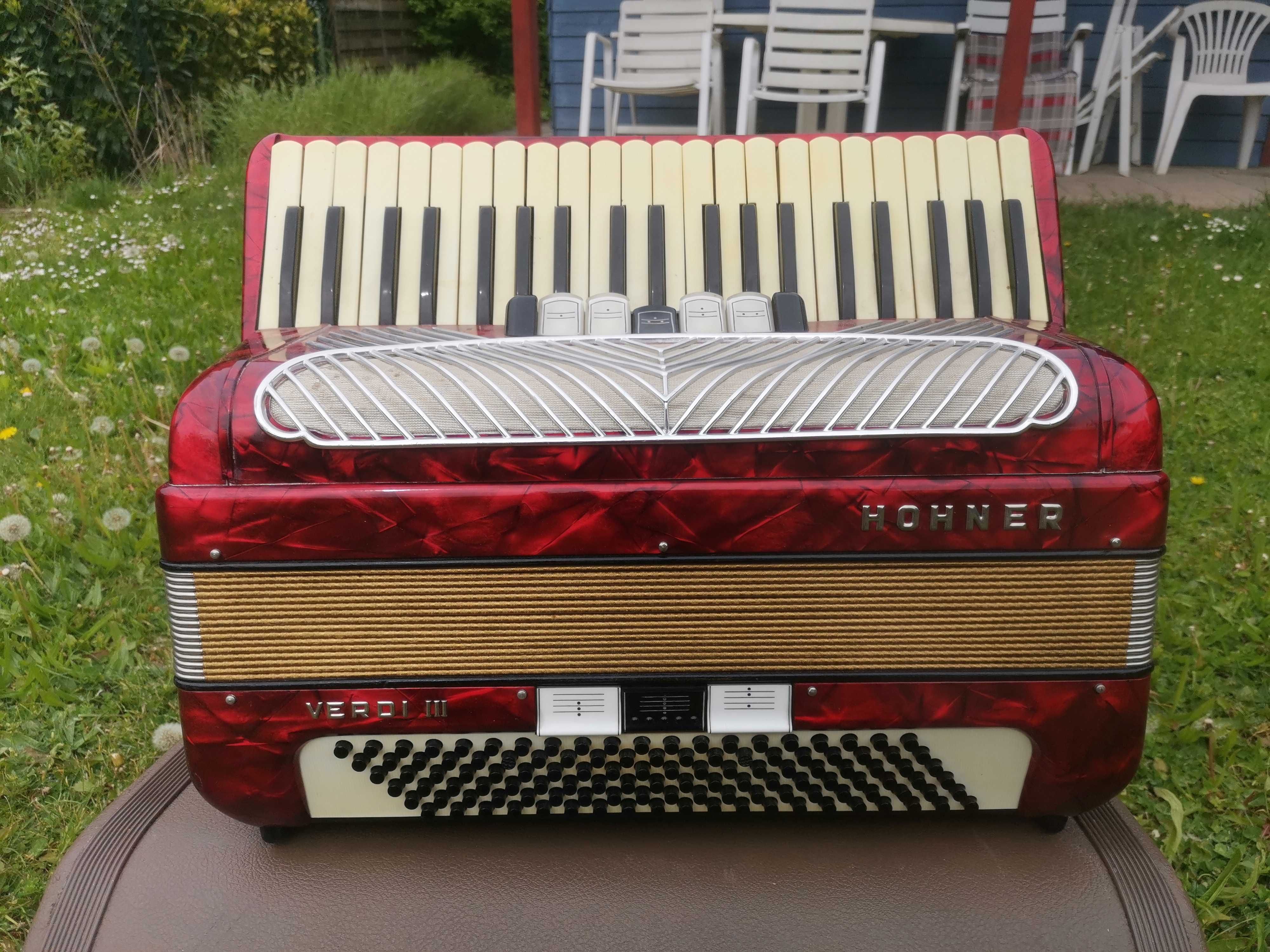 Hohner Verdi III 120 akordeon