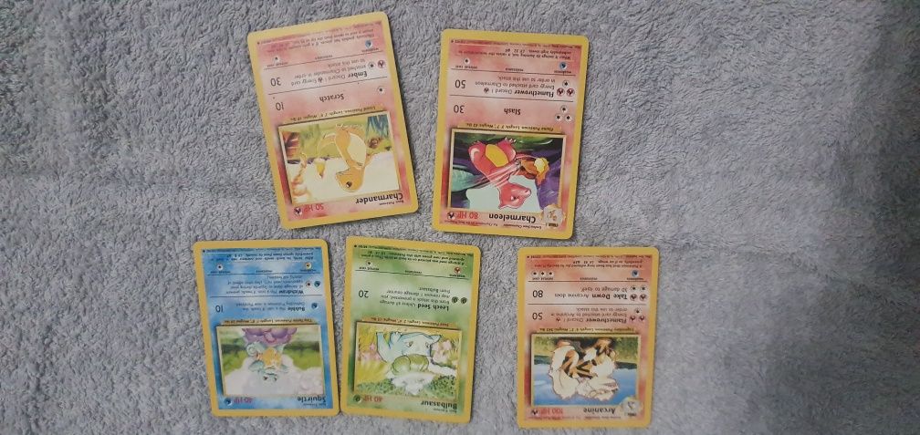 Sprzedam starą kolekcję oryginalnych kart pokemon