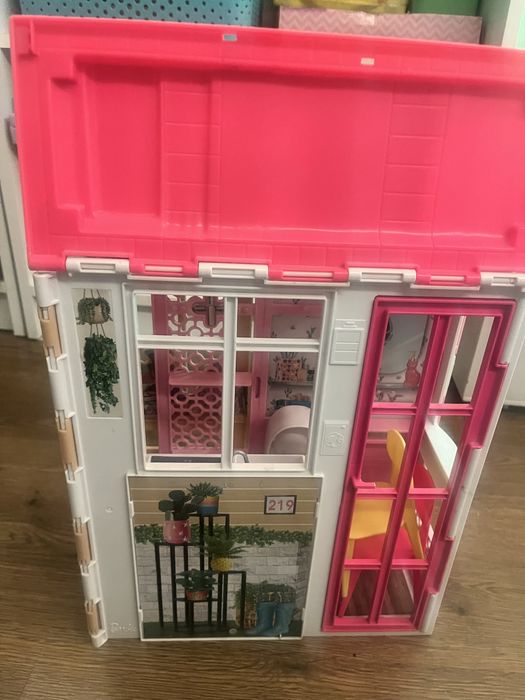 Domek skladany  dla  barbie, lalek
