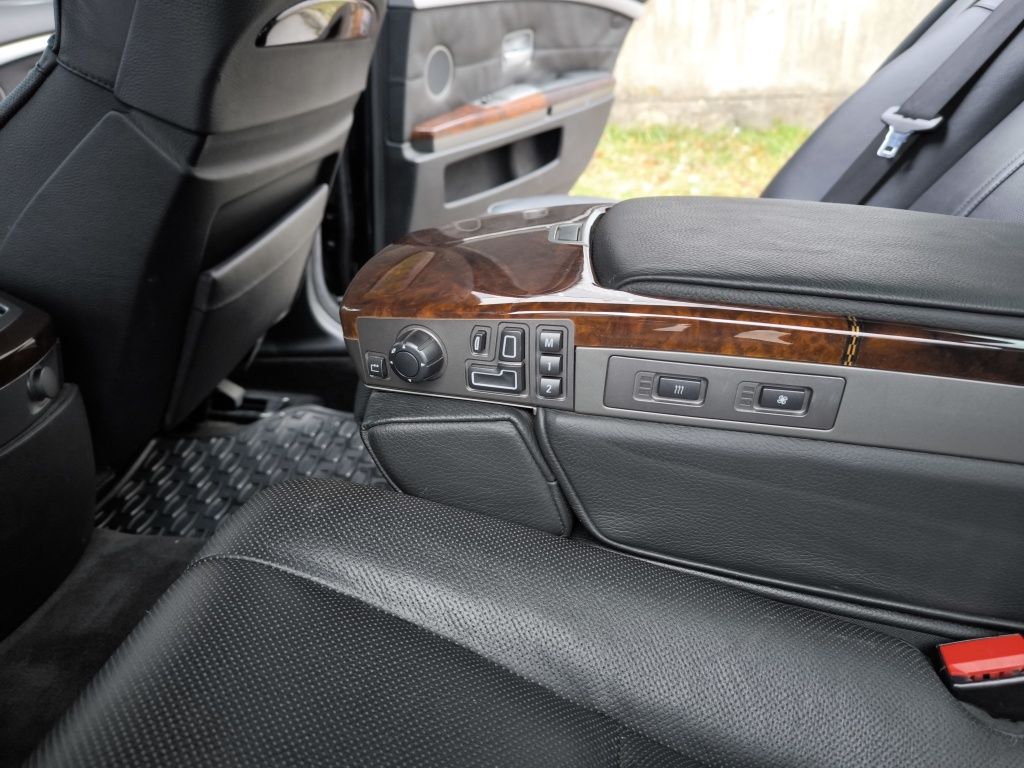 Продам BMW E66 V12