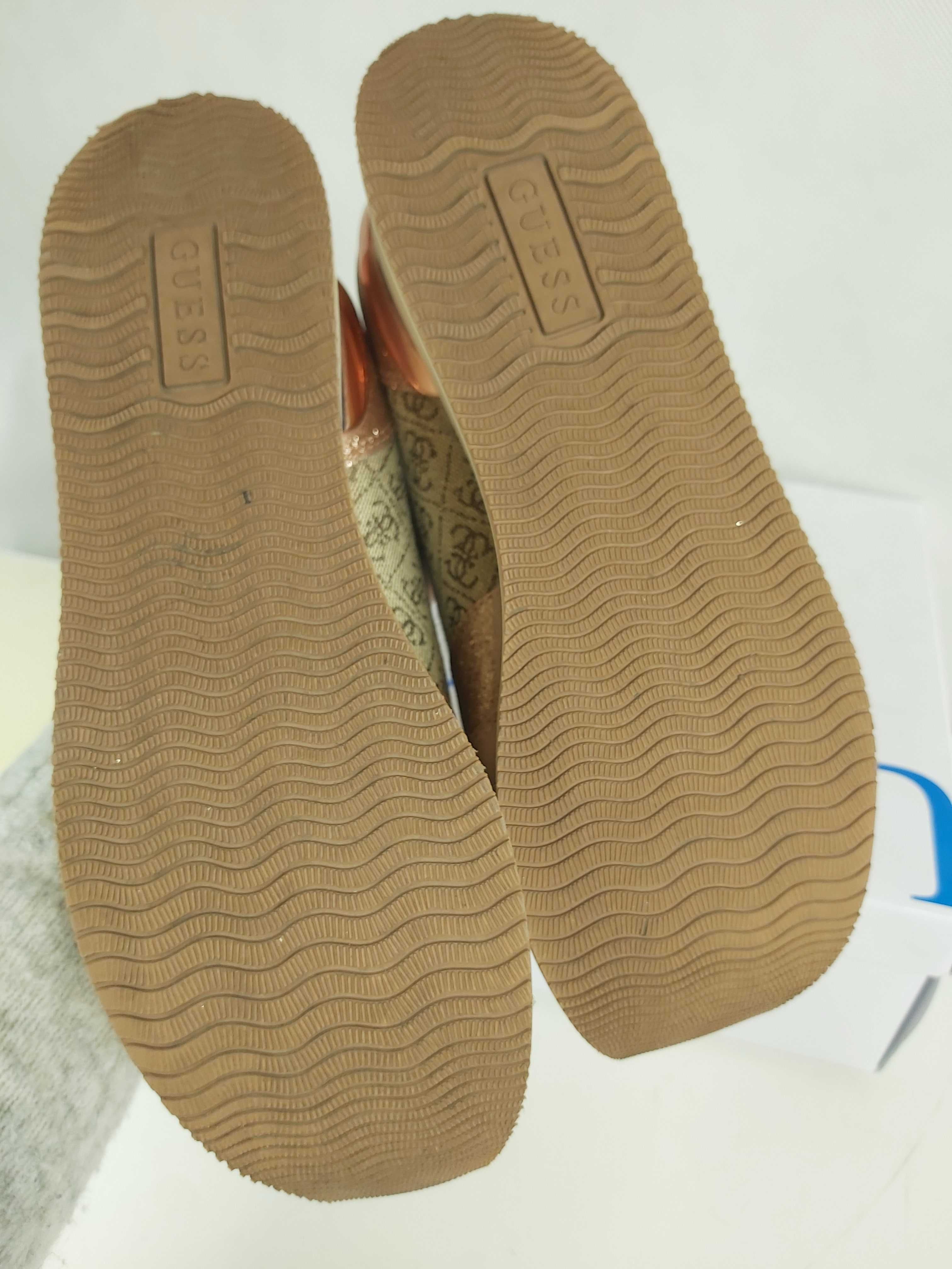 Używane sneakersy GUESS platforma różowe 37 trampki
