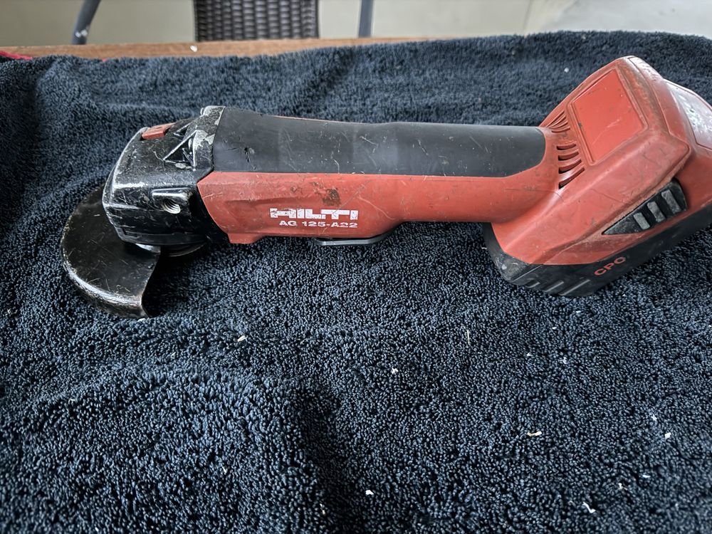 Hilti szlifierka AG125-A22