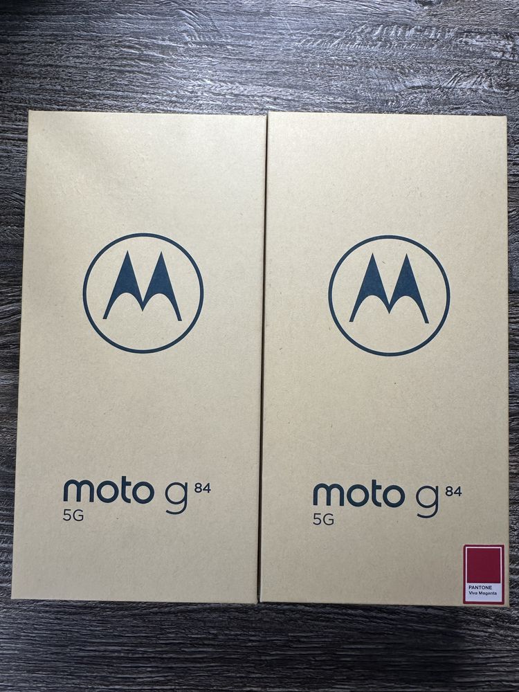 Motorola moto g84 5G 12/256 гб