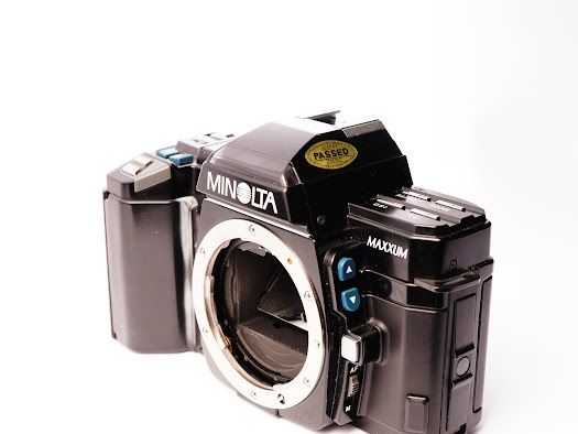 Плівкова раритетна Minolta 7000 в колекцію