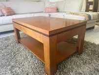 Mesa de centro em Carvalho