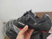 Sapatos Ciclismo NorthWave com travessas