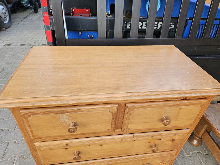 Solidna komoda sosnowa