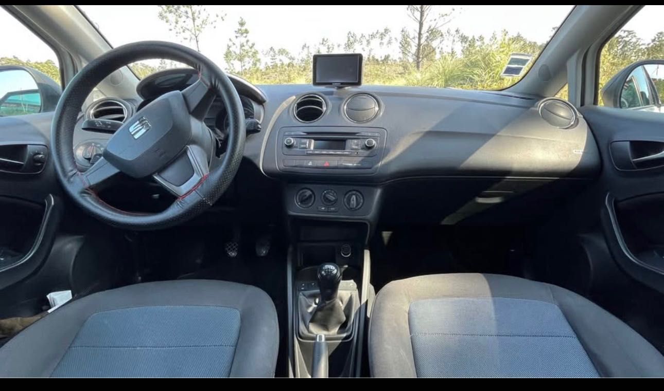 Seat Ibiza com tudo em ordem na documentação