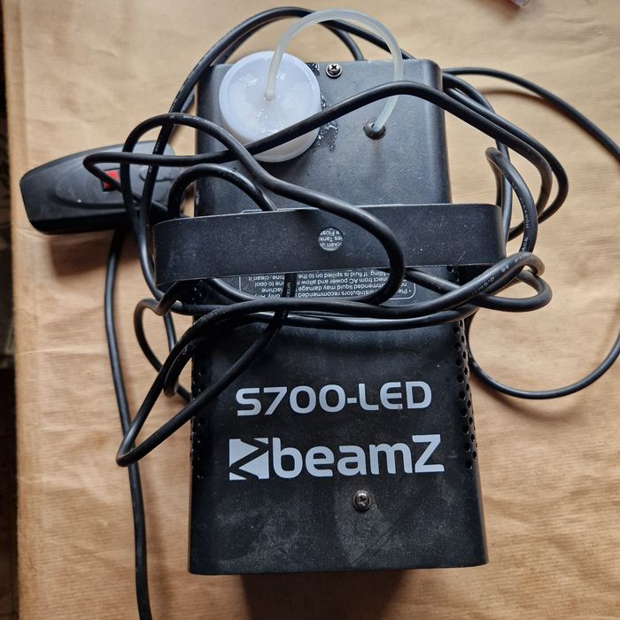 Dymiarka, wytwornica dymu BeamZ S700-LED