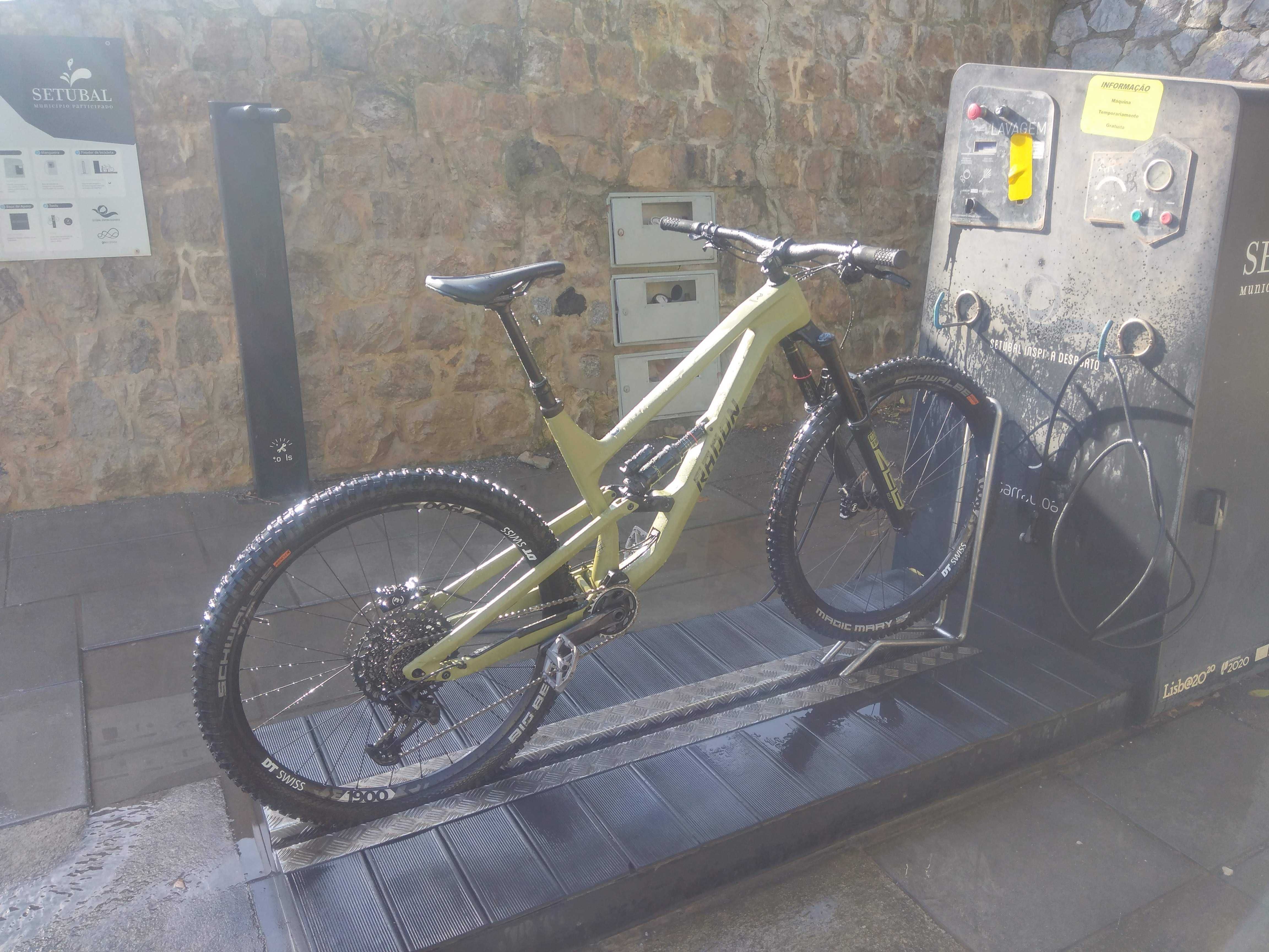 Bicicleta Enduro Radon Swoop 9