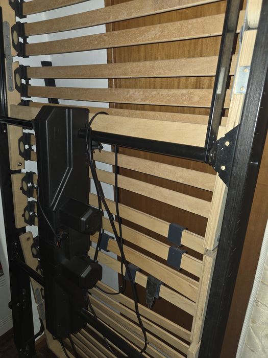 Cama articulada eletrônica