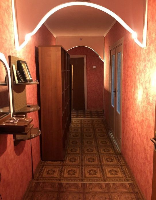 Оренда трикімнатної квартири район жд вокзалу.