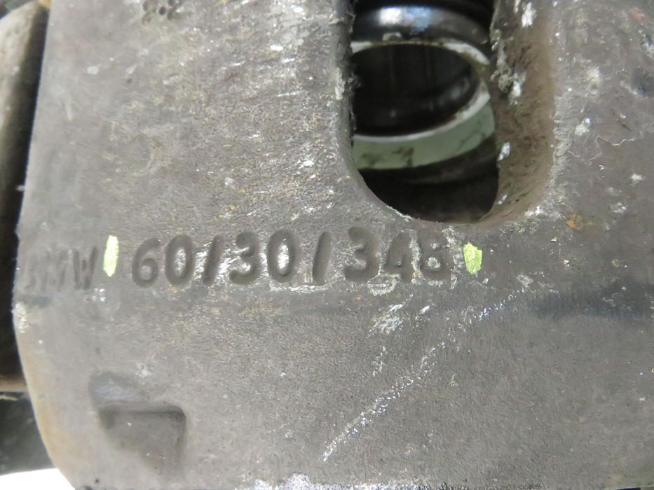 Zacisk Prawy Przód Bmw 7 E65 740 D