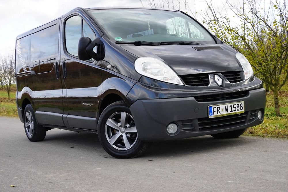Renault Trafic Oryginalny i udokumentowany przebieg 196 tys.