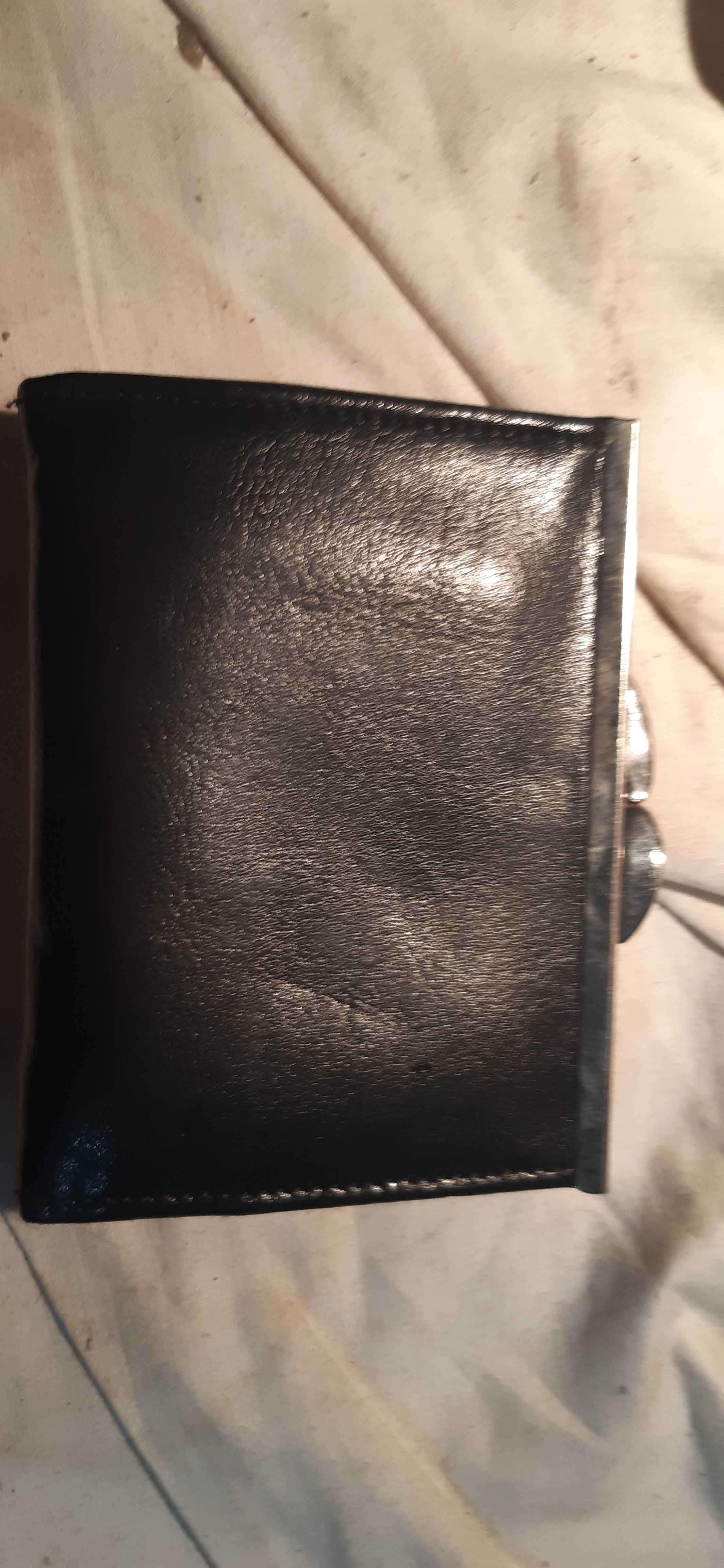 stary nieużywany damski portfel skórzany skóra-tex
